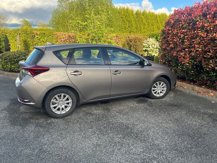 Toyota Auris 2016