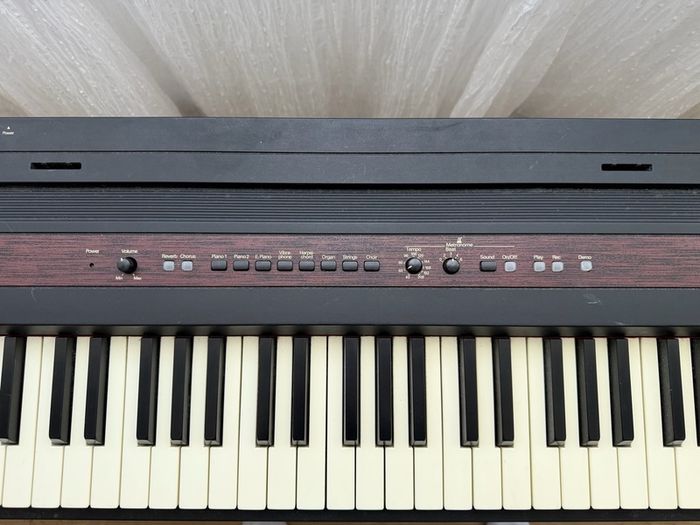 Roland ep-77 Digital Piano