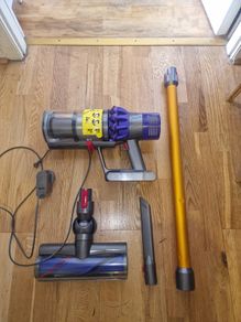 Dyson V10 Absolute