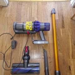 Dyson V10 Absolute