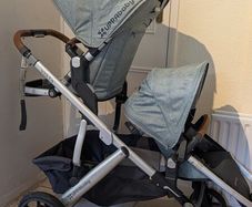 Uppababy Vista (Includes Bassinet, Rumble Seat & All Adapters)