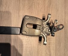 vw/Skoda rear right brake caliper