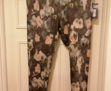 Women's Sports Reversible Leggings NWT SIZE L