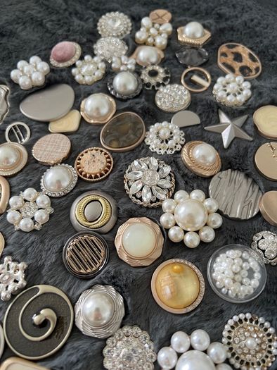 Mixed Random Imperfect Decorative Rhinestone, Pearl & Metal Craft Buttons