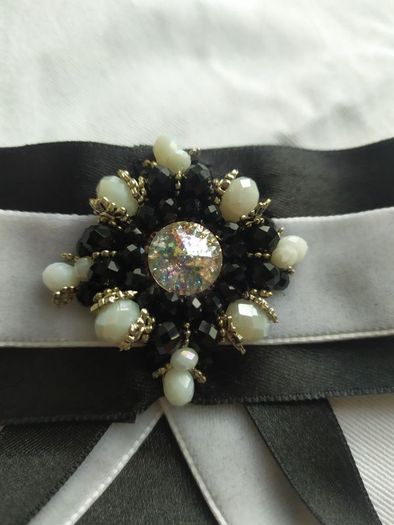 brooch