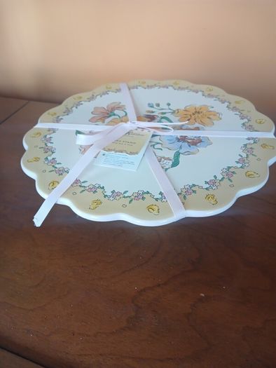 cath kidston cake stand