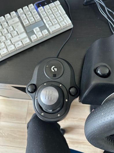 Logitech G29 Steering wheel, pedal & shifter
