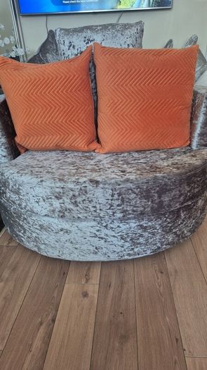 suite furniture swivel love chair