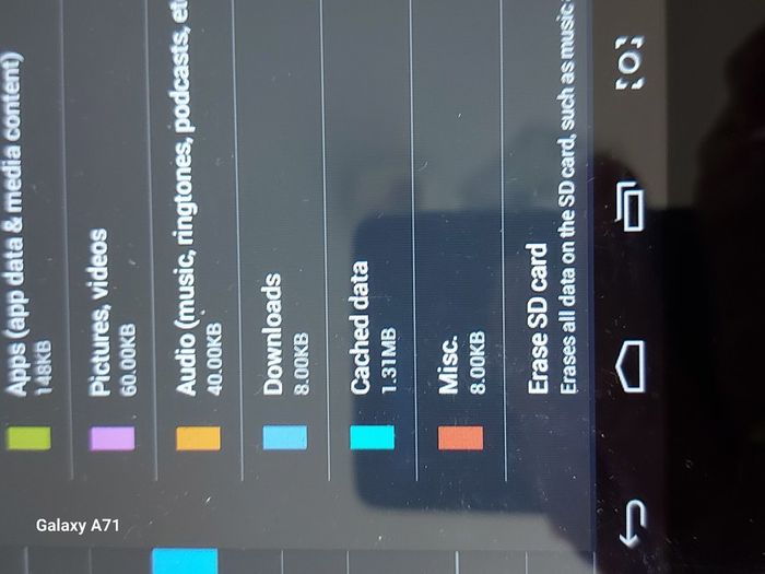 HANNSPREE  Hannspad 10.1 inch Tablet, Model No. HSG1279, in excellent condition