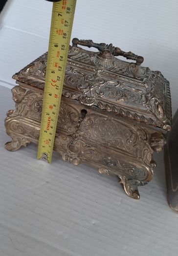 new antique bronze/brass? jewellery box