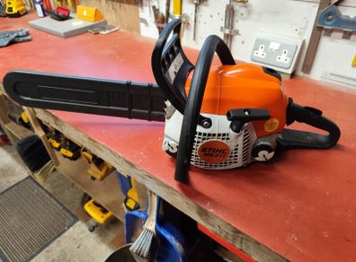 Stihl ms211 chainsaw