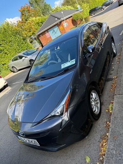 Toyota Prius Hybrid 2016 with 2 years NCT 7500