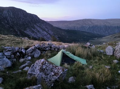 Ultralight Trekking Pole Tent - Six Moon Designs