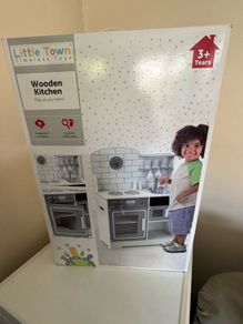 childs wooden kitchen