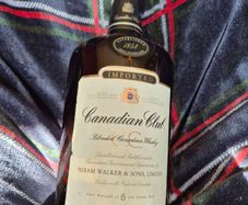 Vintage Bottle, 6-year-old Canadian Club Blended Canadian Whiskey