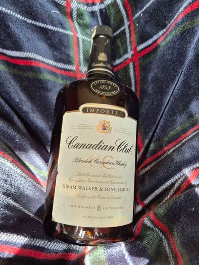 Vintage Bottle, 6-year-old Canadian Club Blended Canadian Whiskey