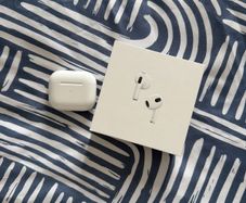 Apple Airpods 3rd Generation