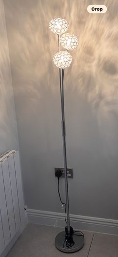 floor lamp