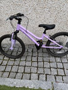 Girls bike