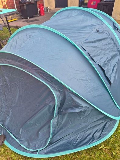3 Person Easy Pitch Pop Up Tent