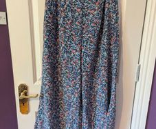 Flowery trousers
