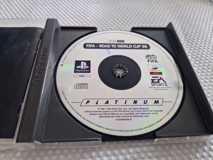 Fifa 98 Road to world cup PlayStation1 Ps1 PlayStation2 Ps2 Games Original