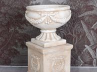 main image for ad Baroque bowl on pedestal Planter Jardin de Versailles