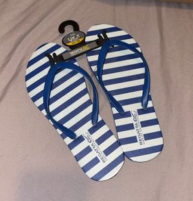 New Regatta flip flops uk3