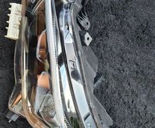 nissan leaf left headlight