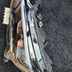 nissan leaf left headlight