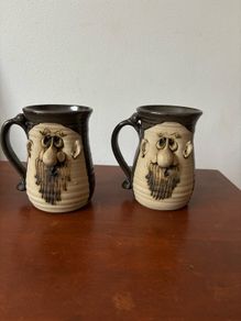Face mugs Peter Petrie