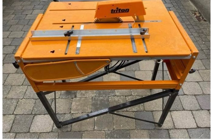 ELU Bench Saw & TRITON Workcentre MK & Accessories