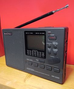 MATSUI WR220D FM/MW/13 Sw Meter Bands Synthesized Receiver + Case  1995