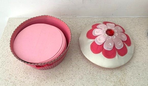 Large M&S Cupcake Note paper