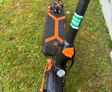 Electric scooter