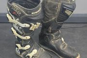 motocross boots Hart size 9