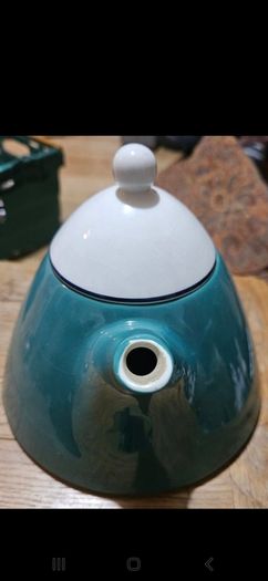 teapots