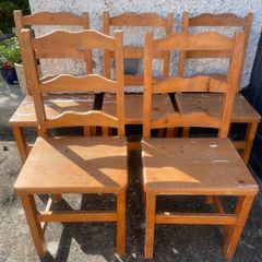 Pine chairs (set of 5)