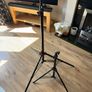 Quadralite light stand - heavy duty Image 2