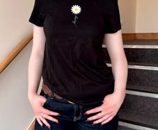 Black Daisy Graphic T-Shirt - Size S/36