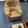 2 arm chairs Image 2