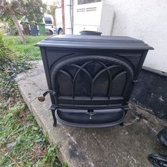Jotul F 400 Cast Iron Wood Stove