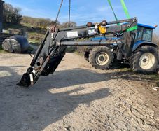 Front loader of a TM Newholland
