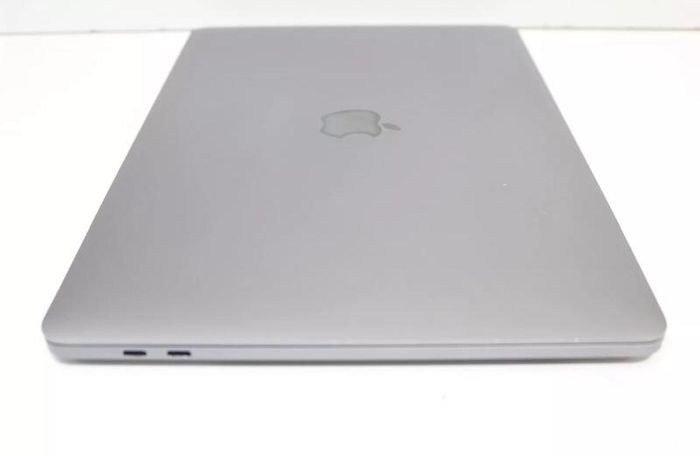 2020 Apple Macbook Pro A2251 13" I5-1038NG7 16gb Ram 512gb Ssd