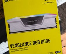 Brand New RAM Corsair Vengeance RGB 32GB DDR5 6000mhz Cl36 Xmp Expo White