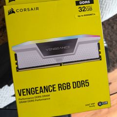 Brand New RAM Corsair Vengeance RGB 32GB DDR5 6000mhz Cl36 Xmp Expo White