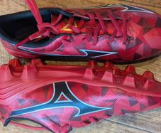 mizuno Alpha II select FG soccer boots  size 2 (Adidas size 1)