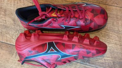 mizuno Alpha II select FG soccer boots  size 2 (Adidas size 1)