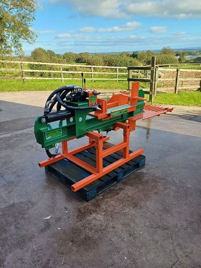 25 Ton Tractor Log Splitter