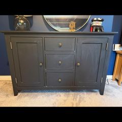 sideboard